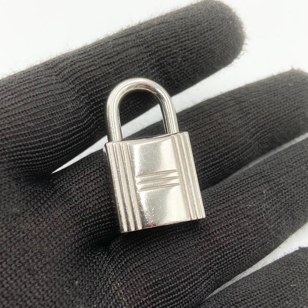 エルメス　カデナ　パドロック　南京錠　鍵　100 2本セット　ロゴ刻印　シルバー