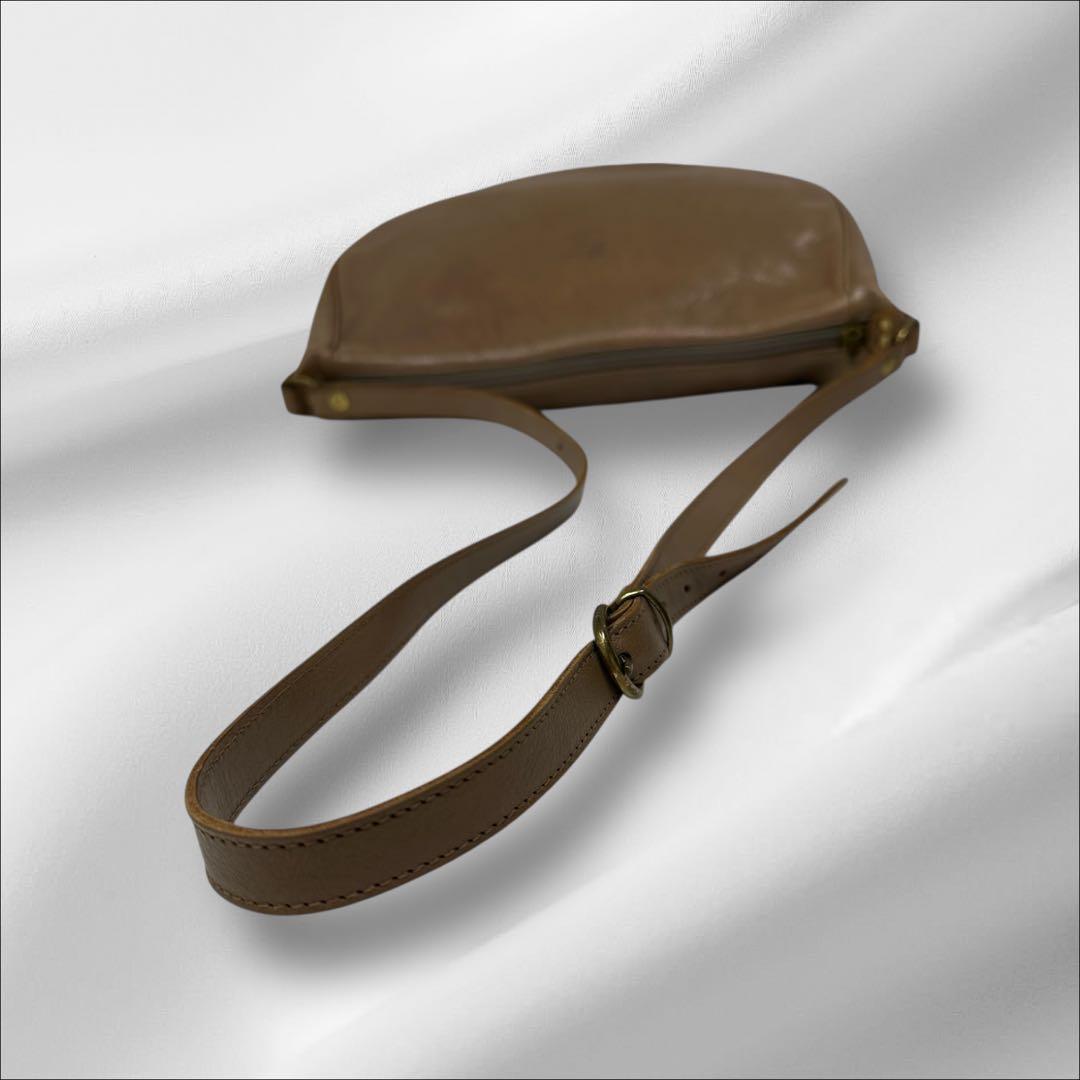 【美品】 イルビゾンテ ショルダーバッグ レザー 保存袋付き