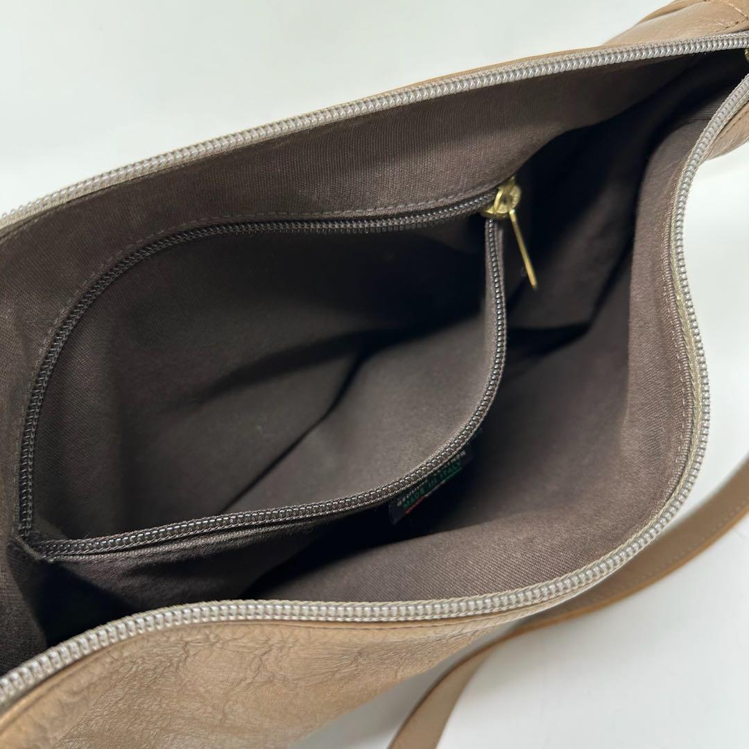 【美品】 イルビゾンテ ショルダーバッグ レザー 保存袋付き