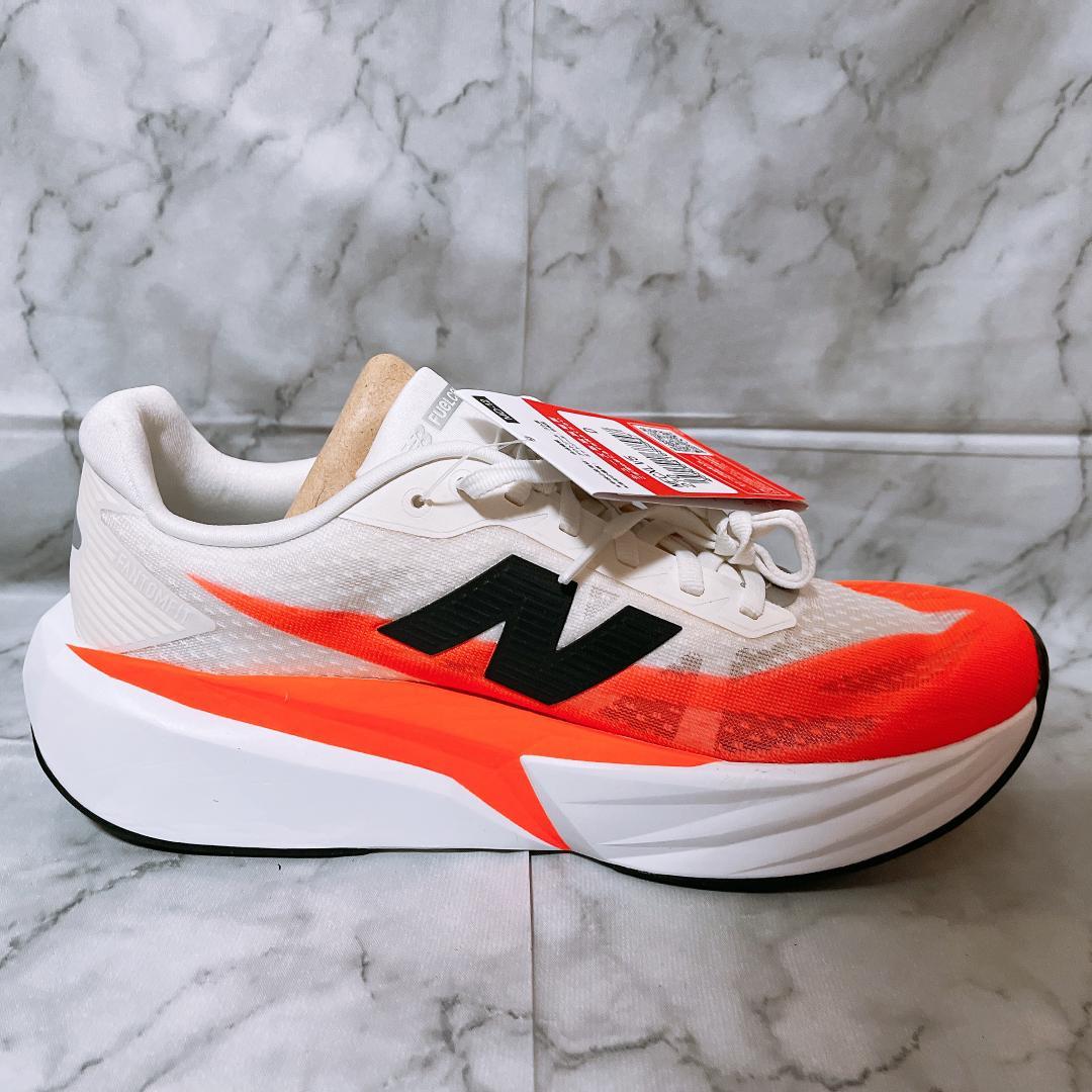 ニューバランス FuelCell Rebel v5（27.0cm）