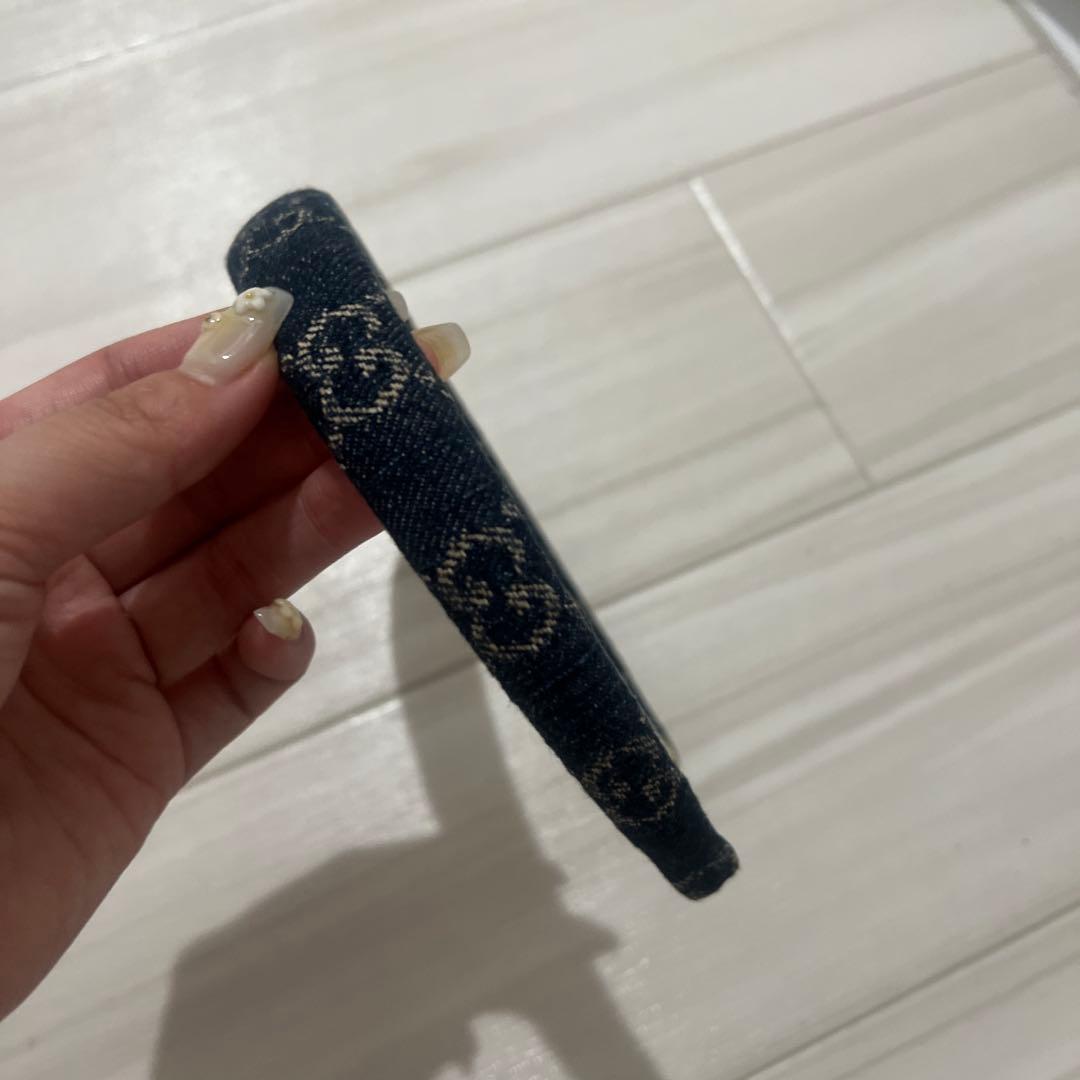GUCCI ネイビー ヘアバンド　デニムカチューシャ　GGデザイン