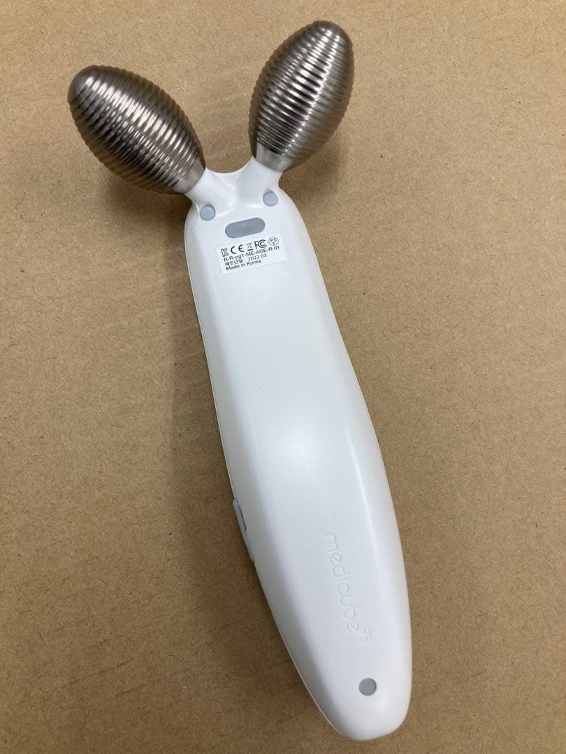 美顔器 AGE-R メディキューブ　EMSショット