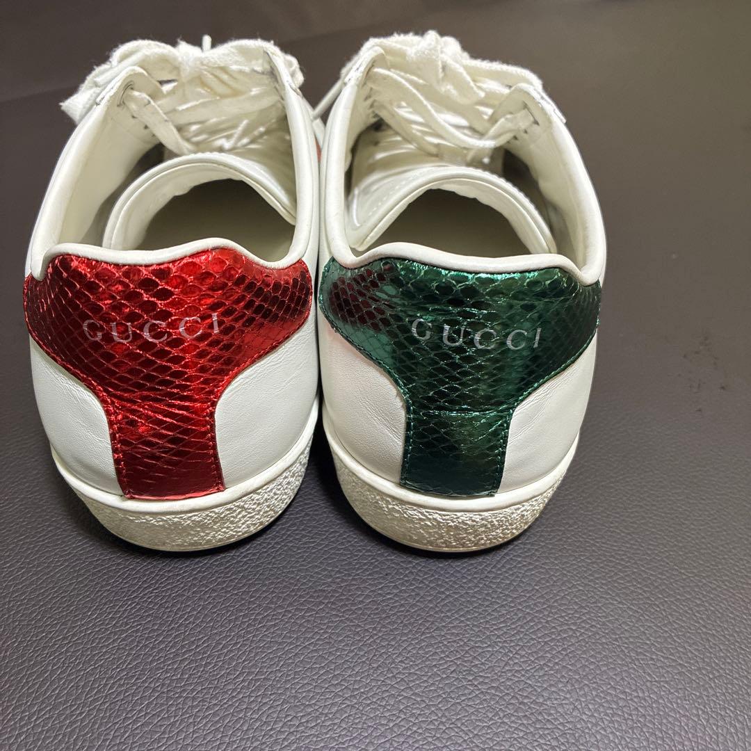 GUCCIスニーカー