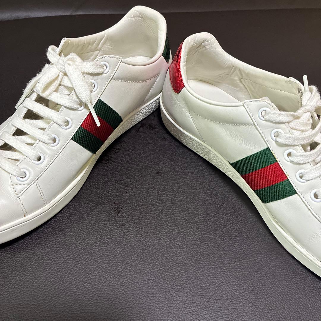 GUCCIスニーカー