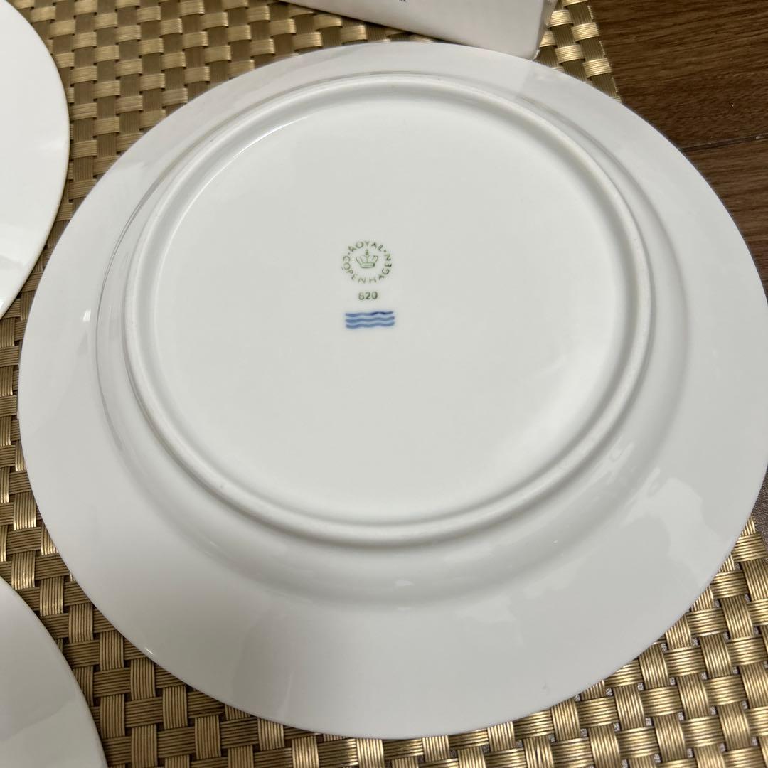 美品✨ロイヤルコペンハーゲン ホワイトフルーティッド19 cm x 4 pcs