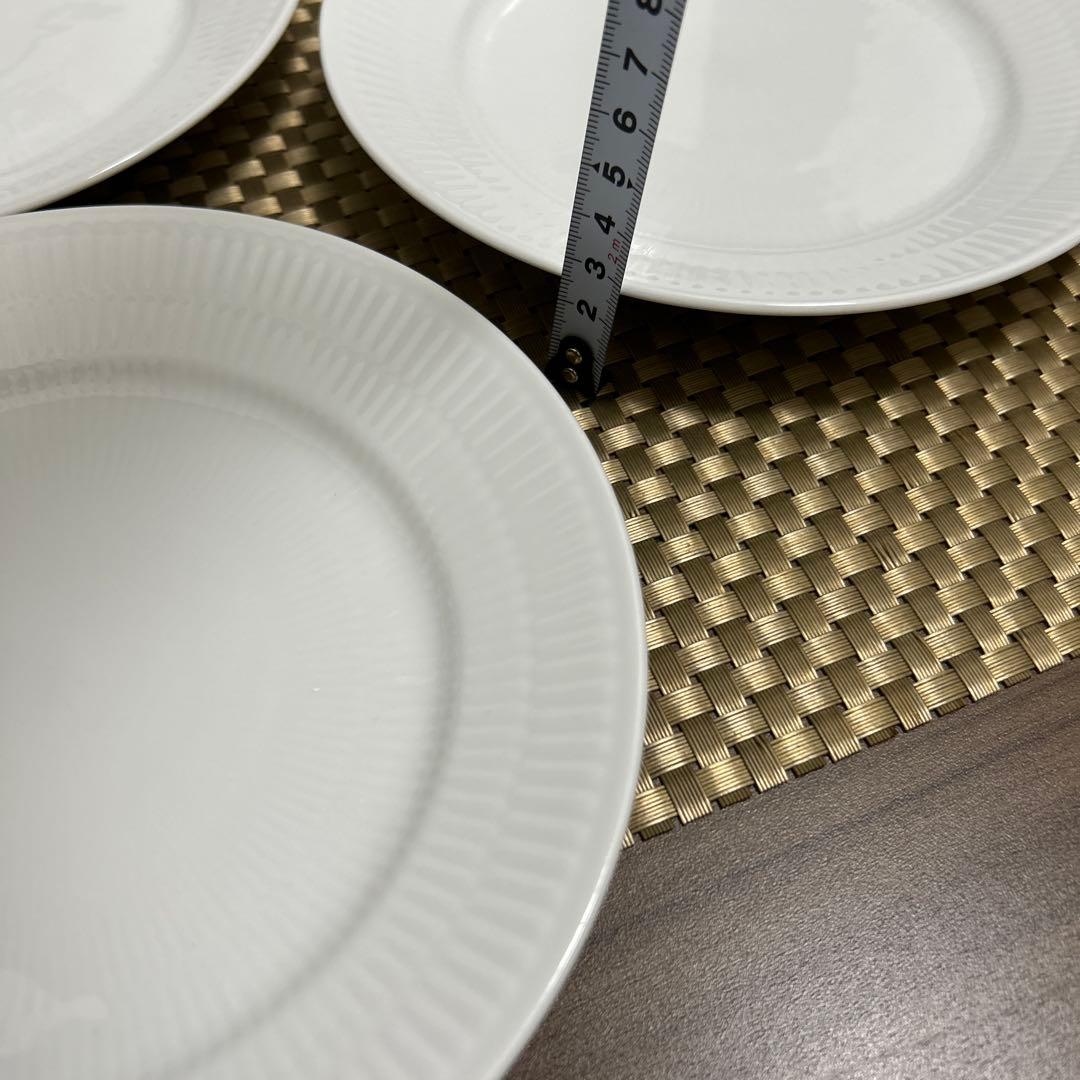 美品✨ロイヤルコペンハーゲン ホワイトフルーティッド19 cm x 4 pcs