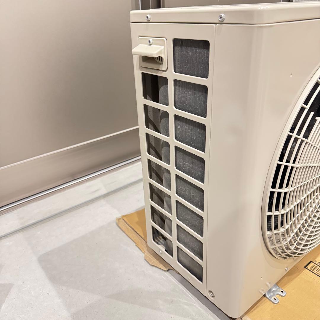 SHARP シャープ　外機のみ　エアコン AU-4SFE2Y 14畳 2024年