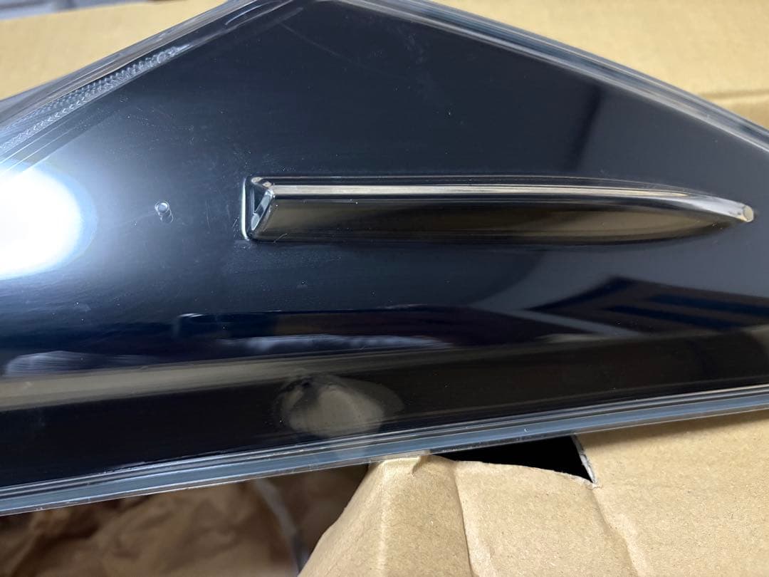 60ハリアー 左外側テールランプ トヨタ純正