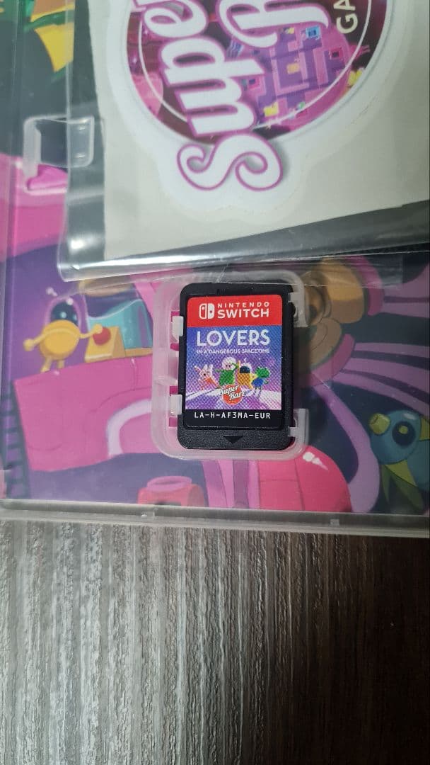 LOVERS IN A DANGEROUS SPACETIME 新品