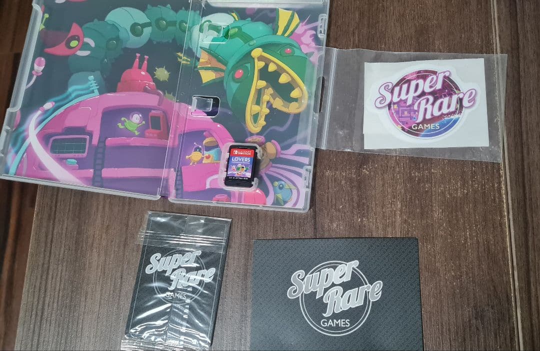 LOVERS IN A DANGEROUS SPACETIME 新品