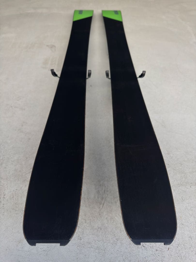 バックカントリー用　エランRIPSTICK スキー シール付中古滑走回数3回