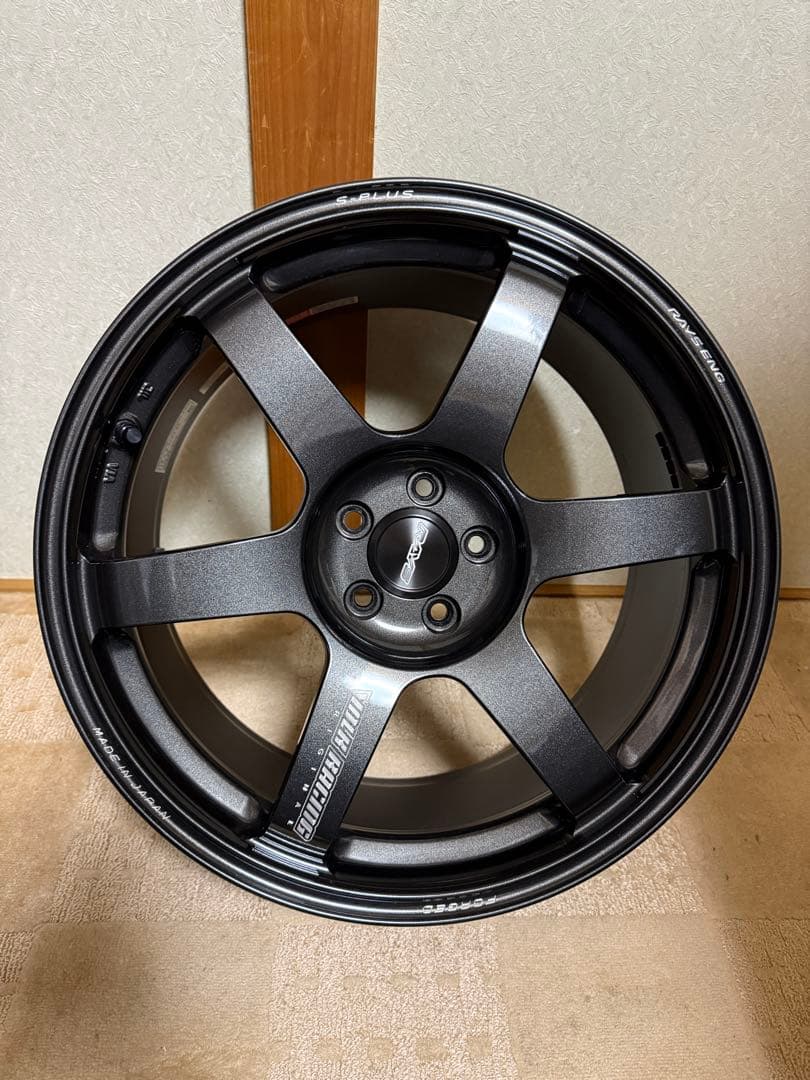 タイヤ・ホイール RAYS VOLK RACING TE37 SAGA S Plus 18inch