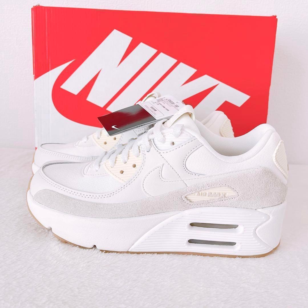 新品未使用❣️ ナイキ エア マックス 90 LV8 ホワイト スニーカー★
