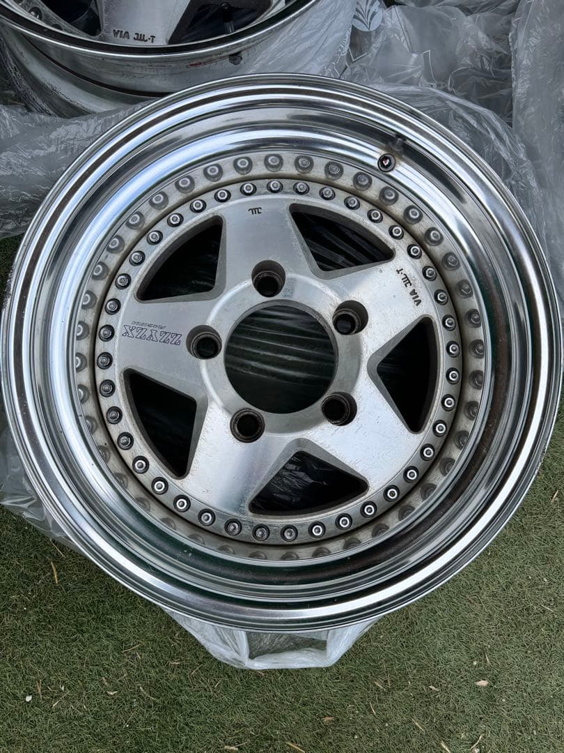 ザイジックス ラグナ ホイール 16インチ ランクル70