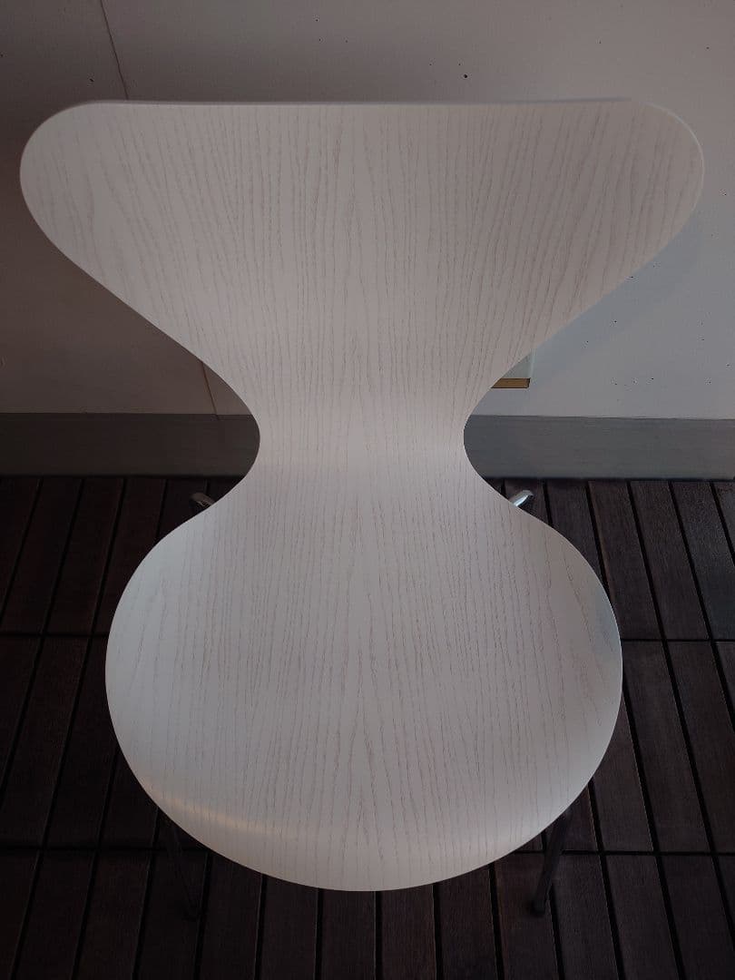 【展示品】フリッツハンセン／セブンチェア／カラードアッシュホワイト／クローム脚①