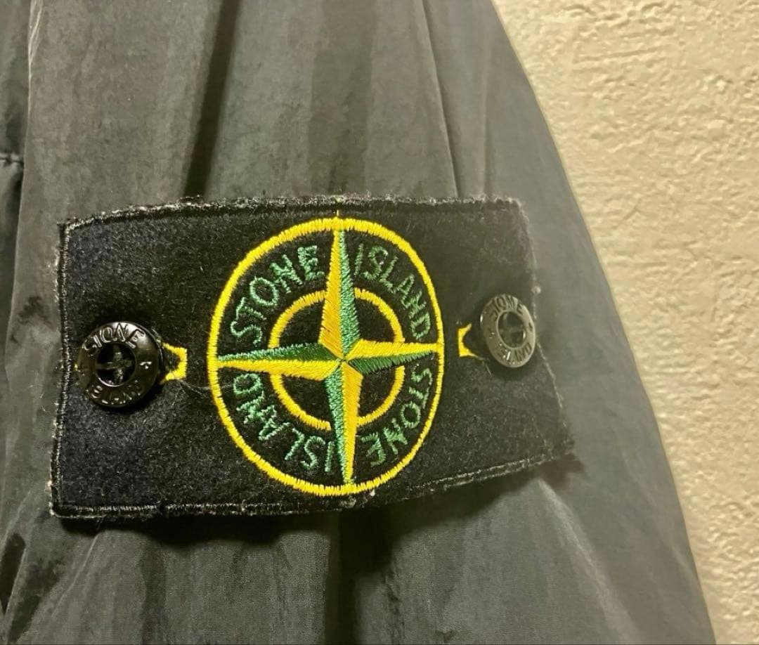 ストーンアイランド ブラック ボンバージャケット MA-1中綿アウター 黒