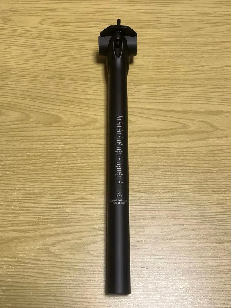 値下げ超軽量カーボンブラウンサドルとカーボンシートポストφ27.2セット