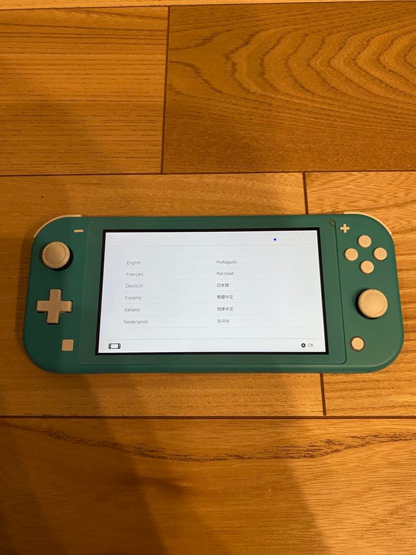 任天堂　スイッチ　ライト　ターコイズ 本体　美品