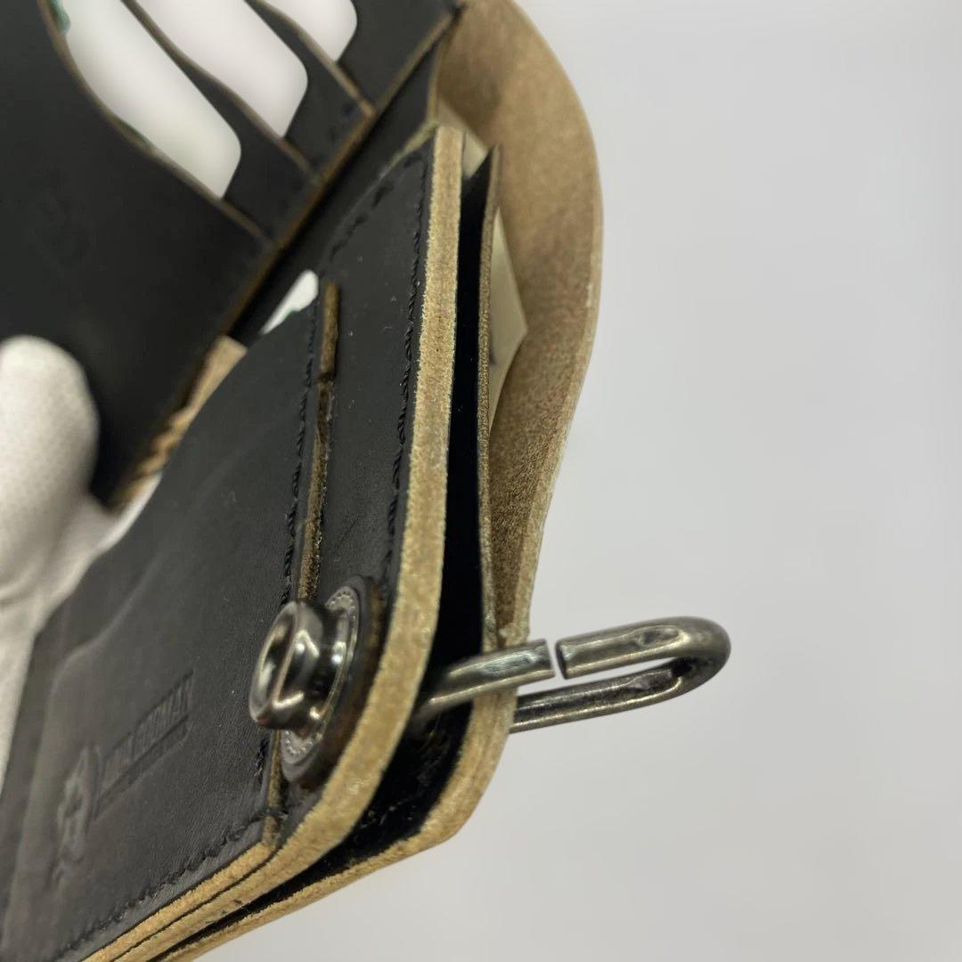 収納たくさんお札折らずに収納できる無骨な手染めミドルトラッカーウォレット BTW