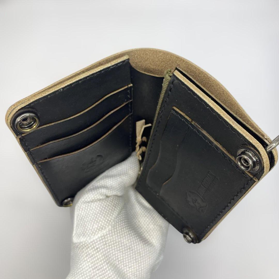 収納たくさんお札折らずに収納できる無骨な手染めミドルトラッカーウォレット BTW