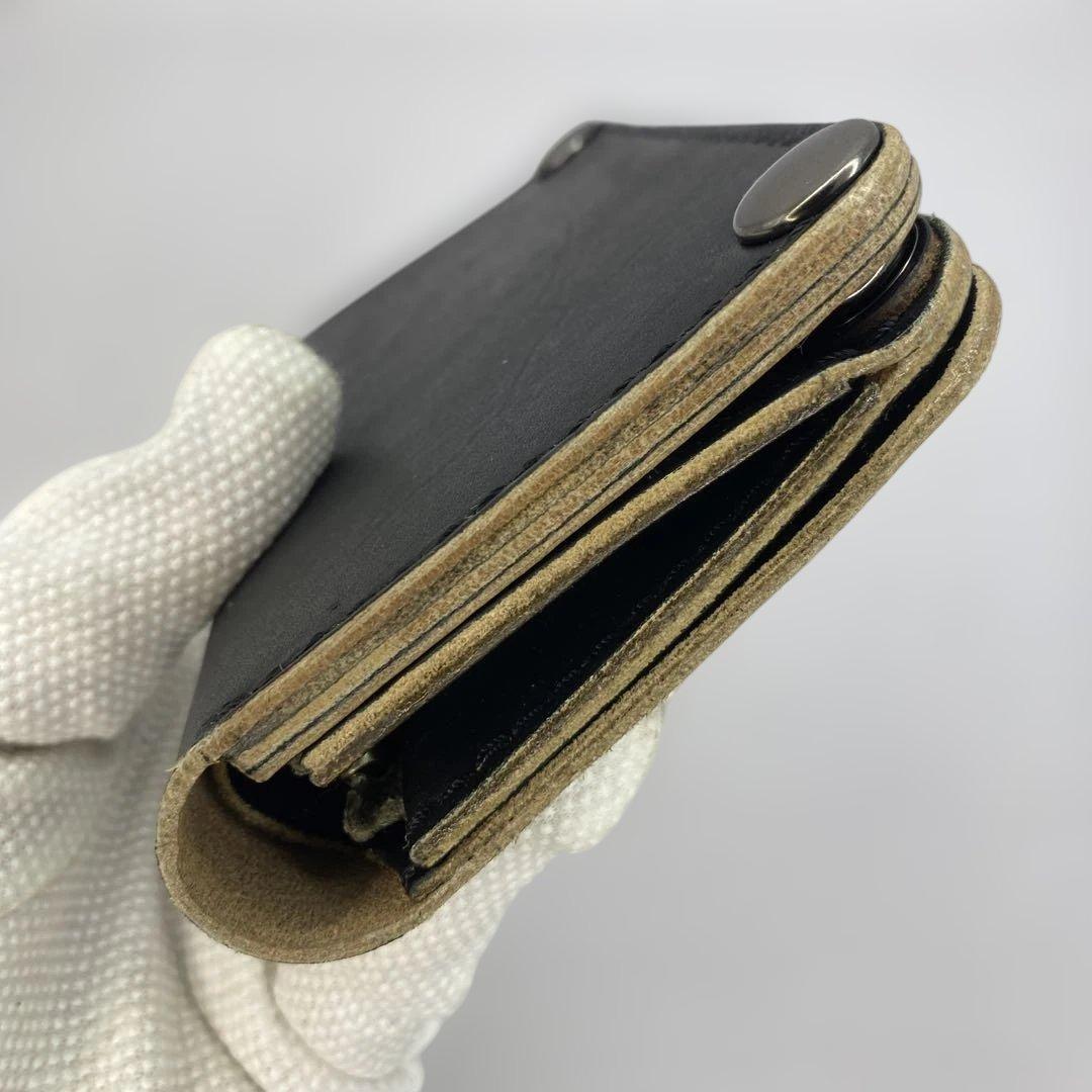 収納たくさんお札折らずに収納できる無骨な手染めミドルトラッカーウォレット BTW