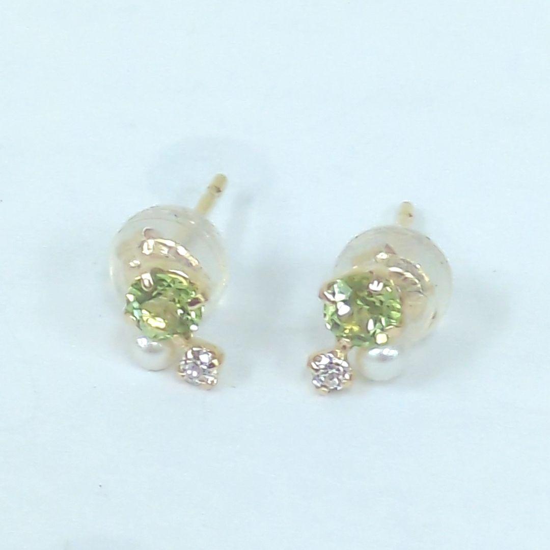 ヨンドシー 4℃ K10 ピアス ライトグリーン クリスタルラインストーンパール