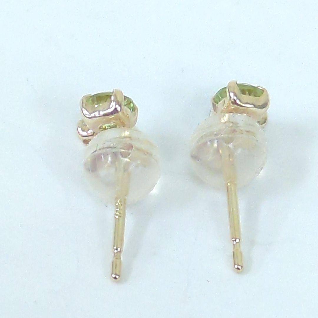 ヨンドシー 4℃ K10 ピアス ライトグリーン クリスタルラインストーンパール