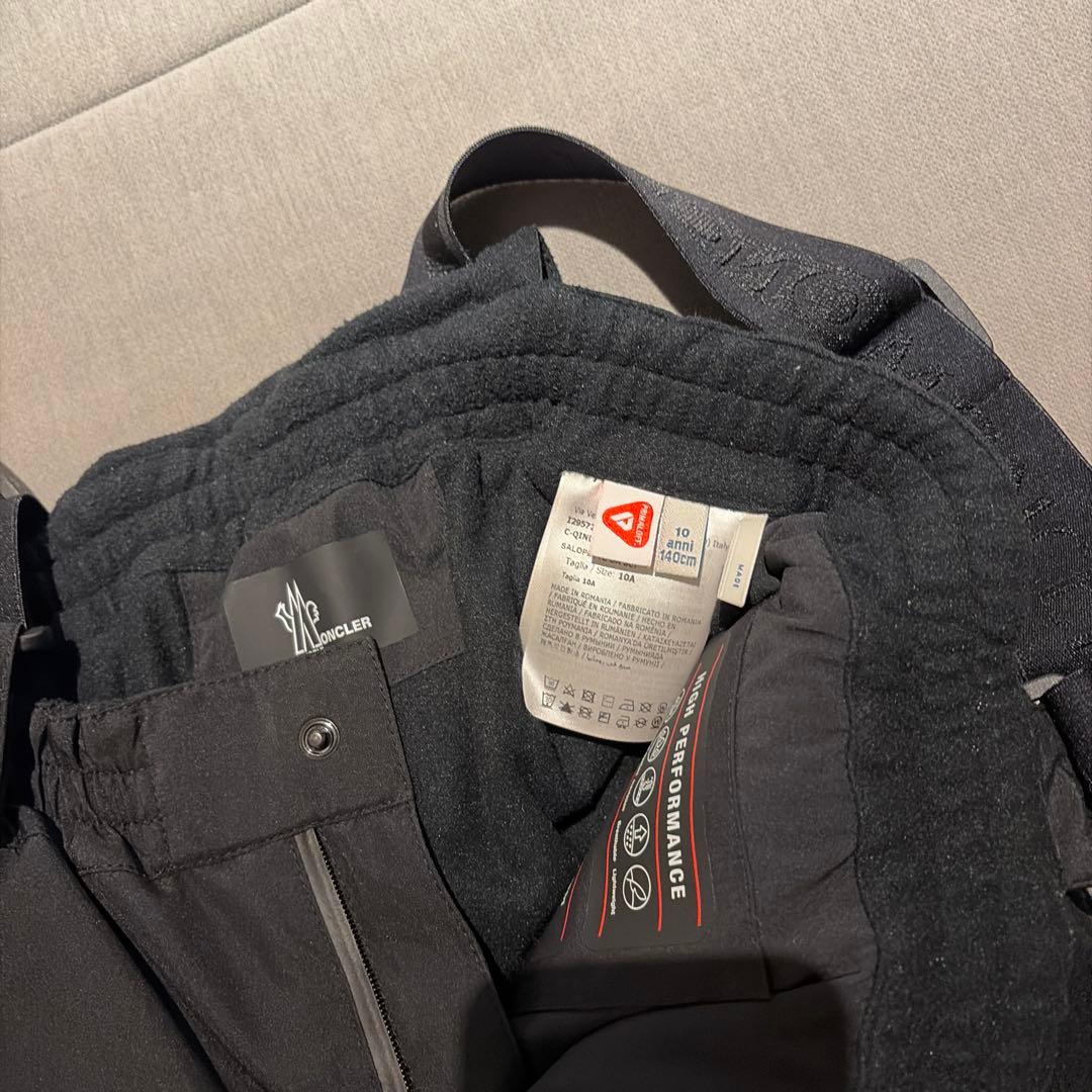 MONCLER⭐︎キッズスキーウェア上下セット ホワイト 10Aサイズ