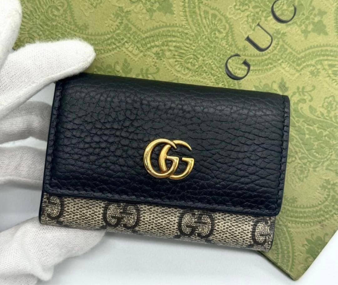 GUCCI GGロゴ キーケース 黒/ベージュ