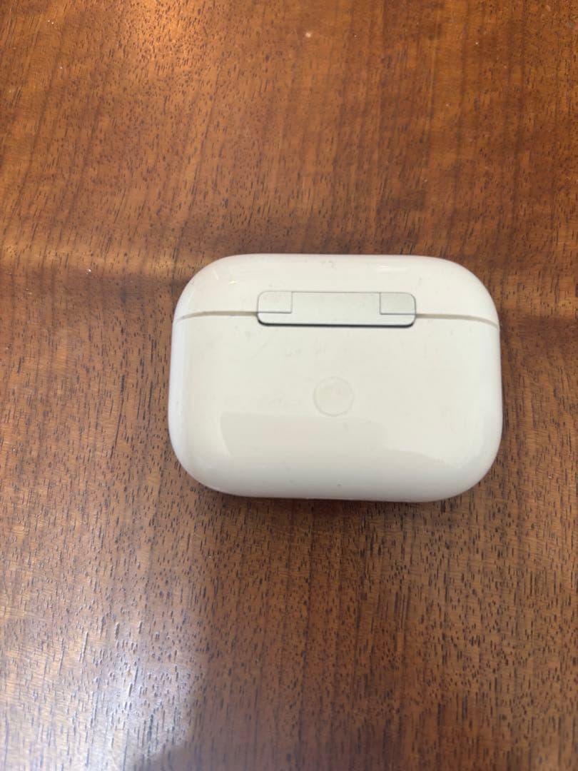 AirPods Pro 第2世代 本体　充電ケース付き　初期化済み 動作確認済み