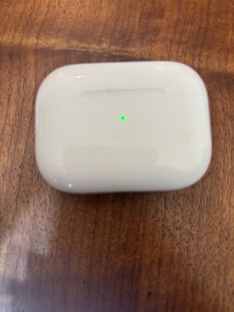 AirPods Pro 第2世代 本体　充電ケース付き　初期化済み 動作確認済み