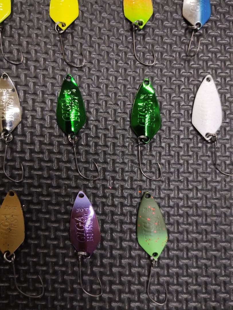 ヴァルケイン ギガバースト２.０ｇスプーン２３個セット