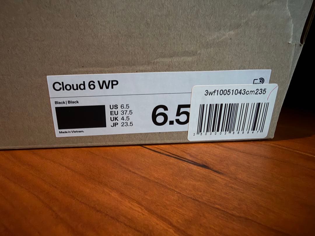 <限定値引中>On Cloud 6 Waterproof ブラック スニーカー