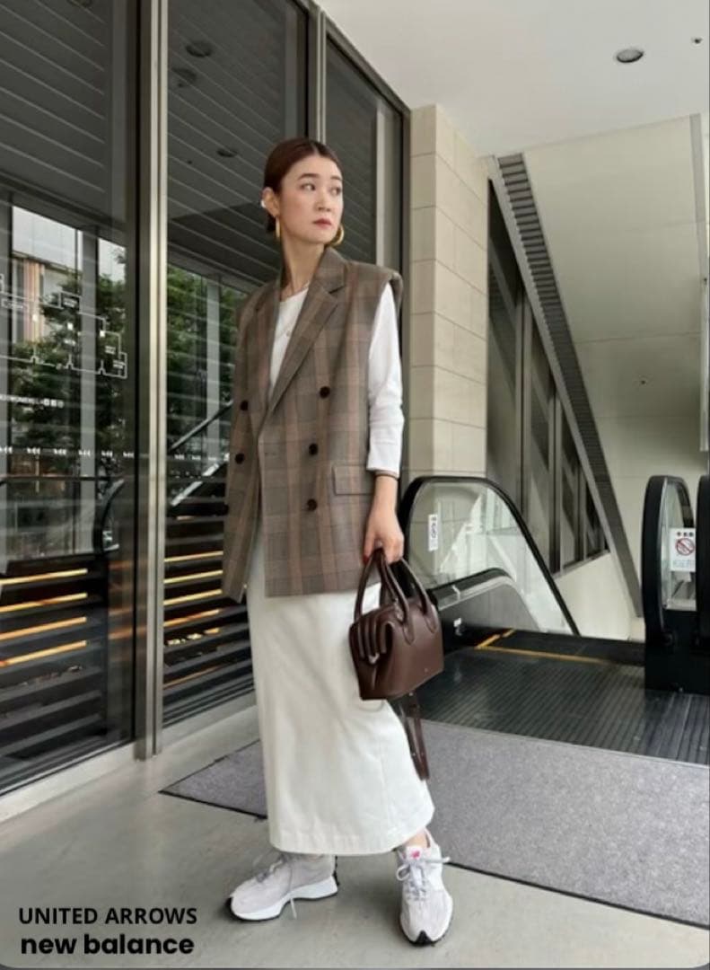 【美品】ユナイテッドアローズ別注 ニューバランス 327 グレー 23.5cm