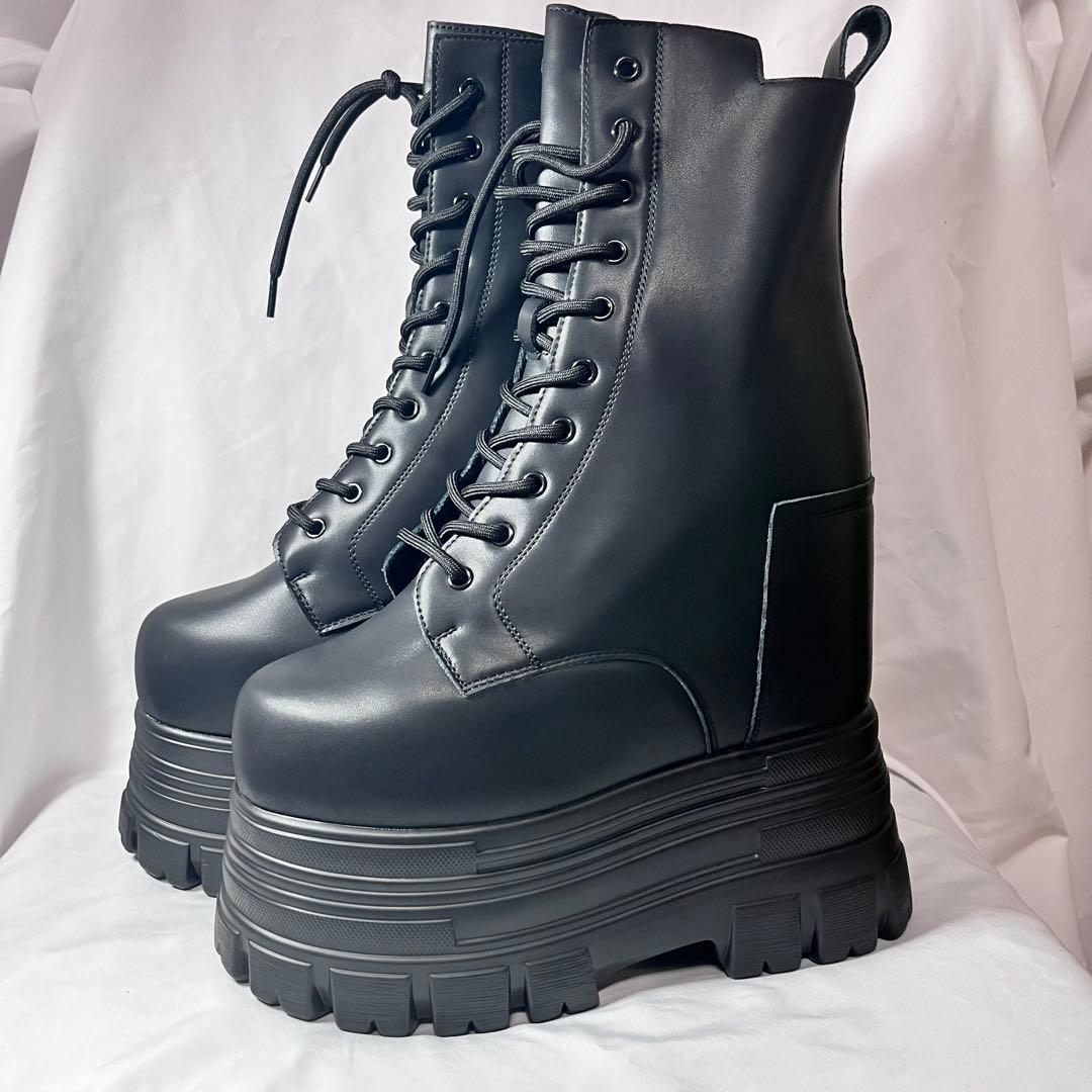 厚底ブーツ　シークレットシューズ　＋22cm