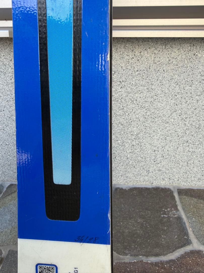 SALOMON スキー板 青 グラデーション