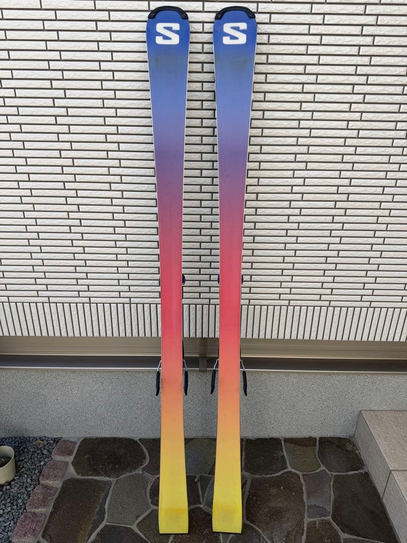 SALOMON スキー板 青 グラデーション