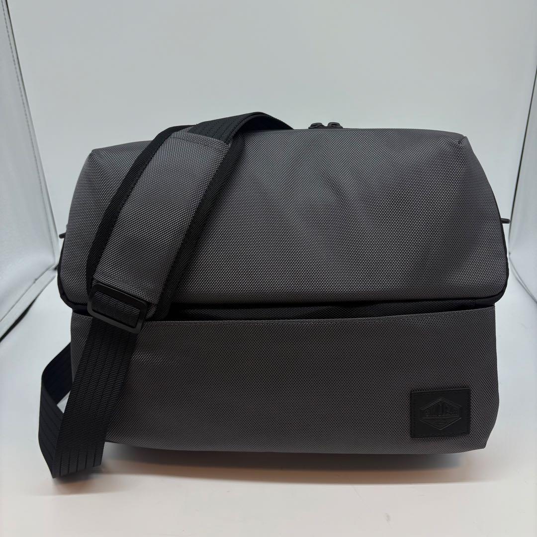 新品 SIMCLEAR TSUNAGU BAG SWIFT A4ショルダーバッグ
