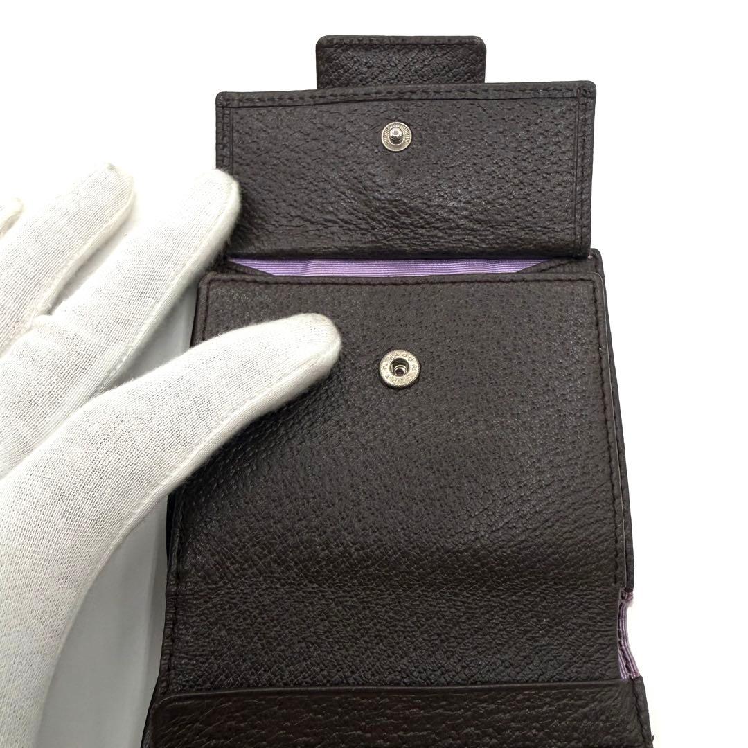 極美品　BVLGARI 二つ折り財布 ベージュ　ロゴマニア　ロゴ入り　イタリア製