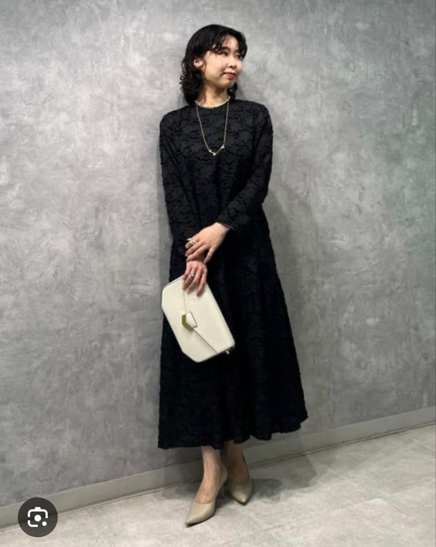 【未使用に近い】マーガレットカットジャカード フレアギャザーワンピース