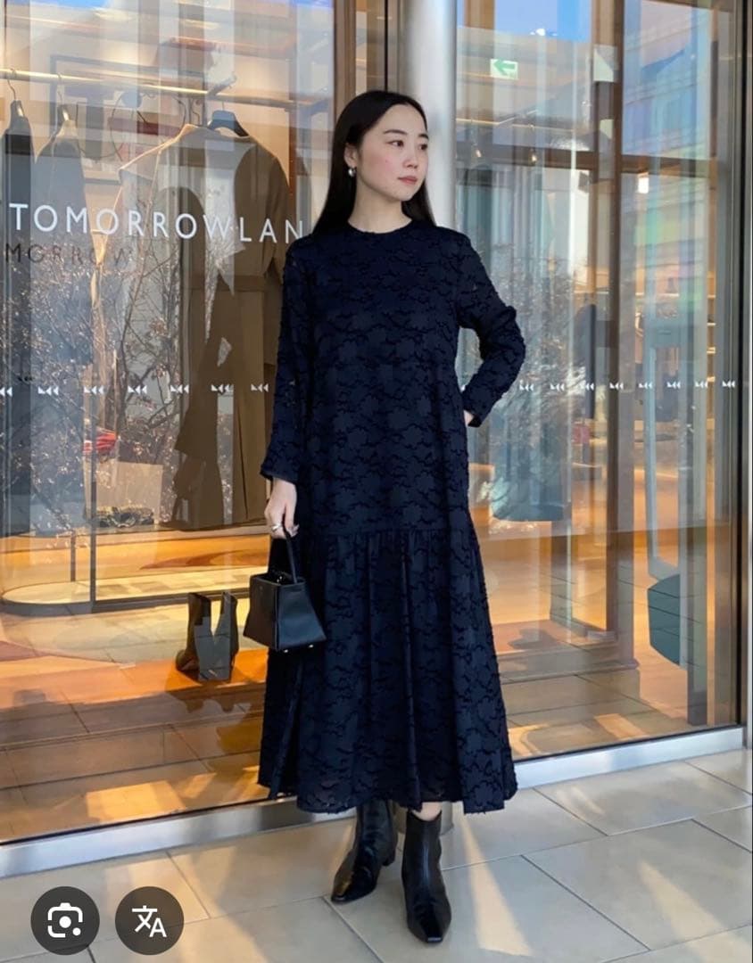 【未使用に近い】マーガレットカットジャカード フレアギャザーワンピース