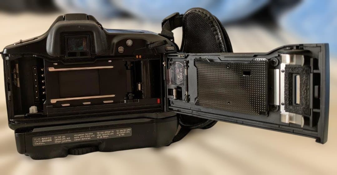 レア！MINOLTA 専用ハンドストラップ ミノルタ α9xi xiレンズ3本付