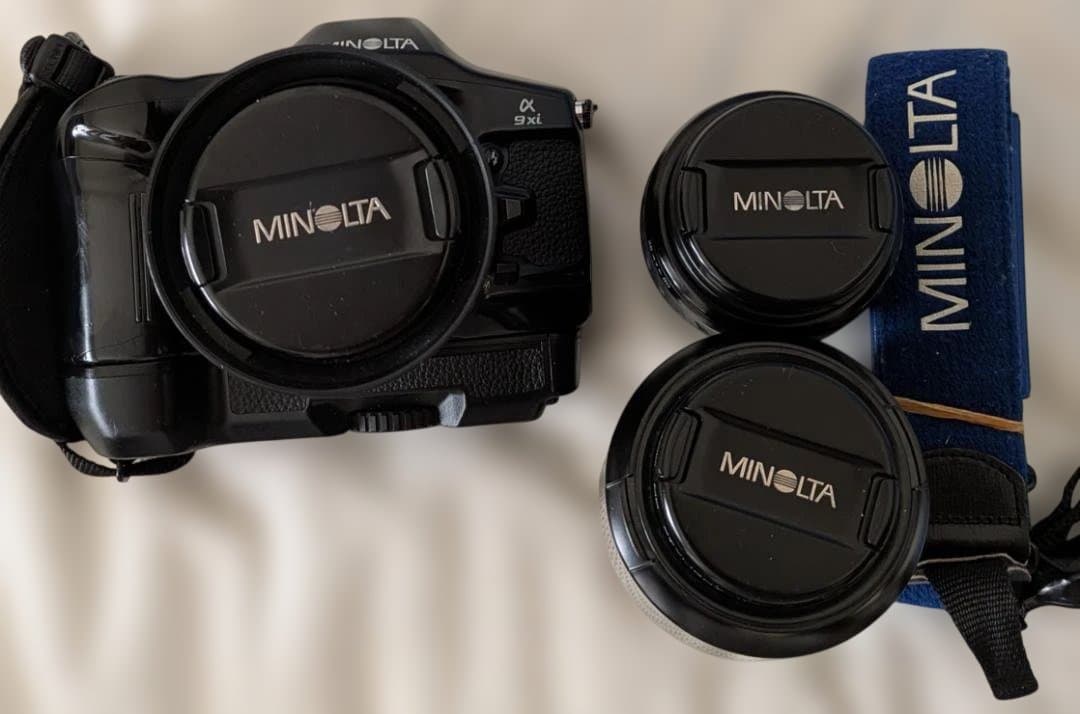 レア！MINOLTA 専用ハンドストラップ ミノルタ α9xi xiレンズ3本付