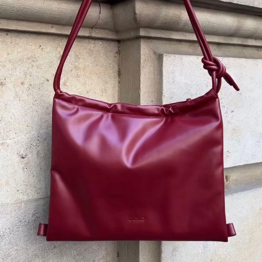 【olend】FOLDED BAG（チェリーレッド）ショルダーバッグ