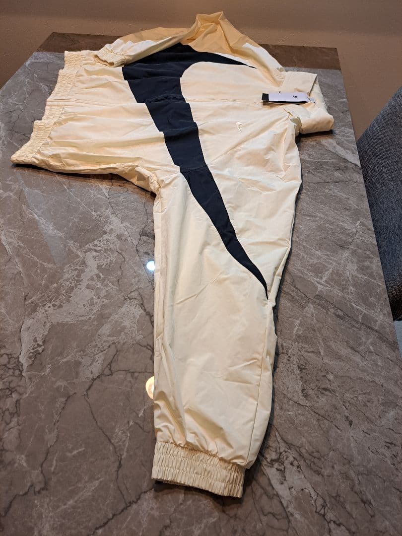 ナイキウーブンジャケットパンツXL クリーム色新品上下セット