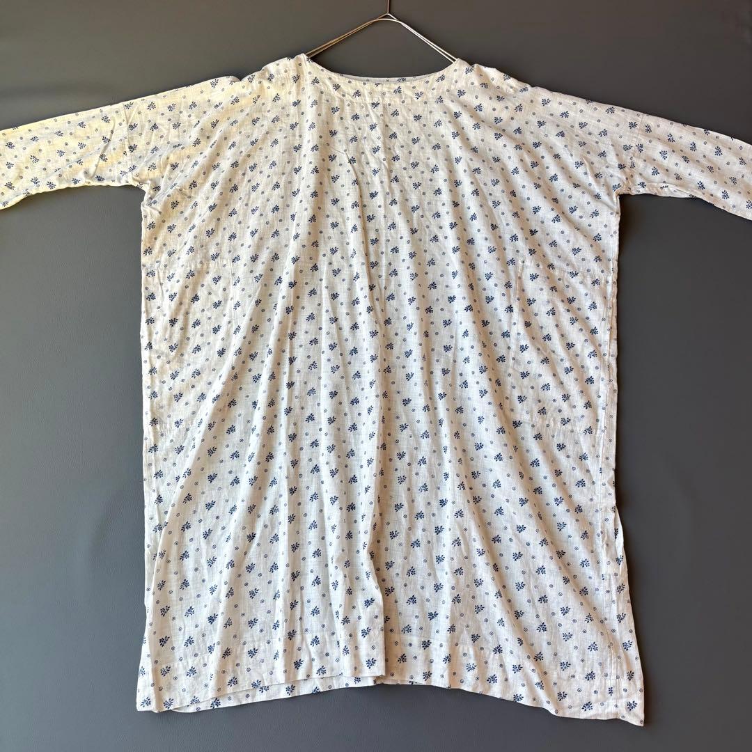 45R ロングワンピース　フラワープリント　小花柄　ガーゼ生地　ワイドシルエット