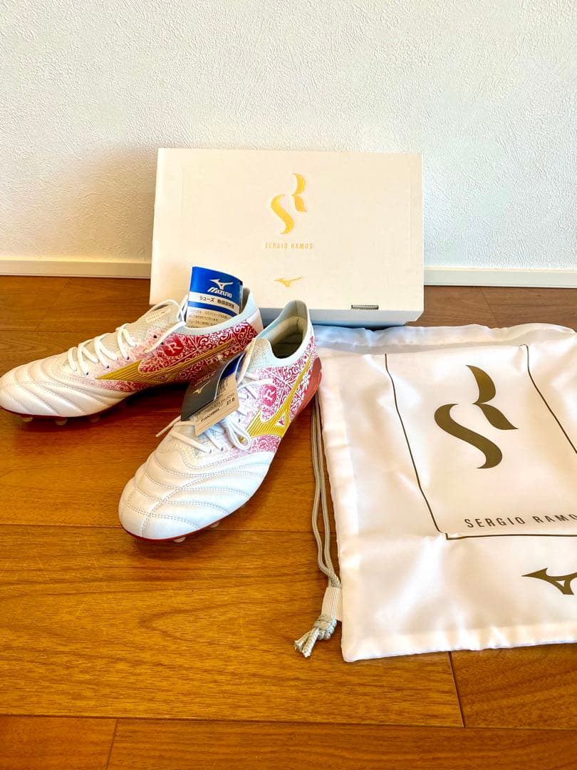 モレリアネオ4β JAPAN SR4セルヒオラモス 27.0cm