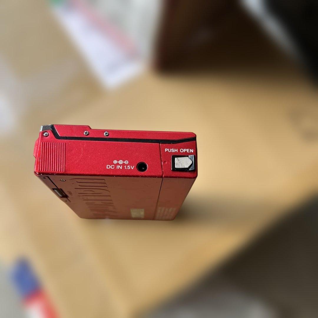 SONY WM-40カセットプレーヤー 赤