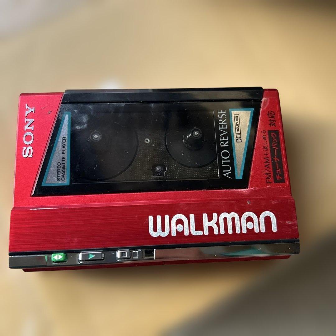SONY WM-40カセットプレーヤー 赤