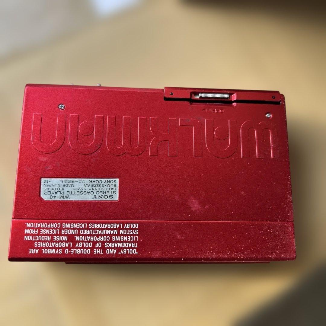 SONY WM-40カセットプレーヤー 赤
